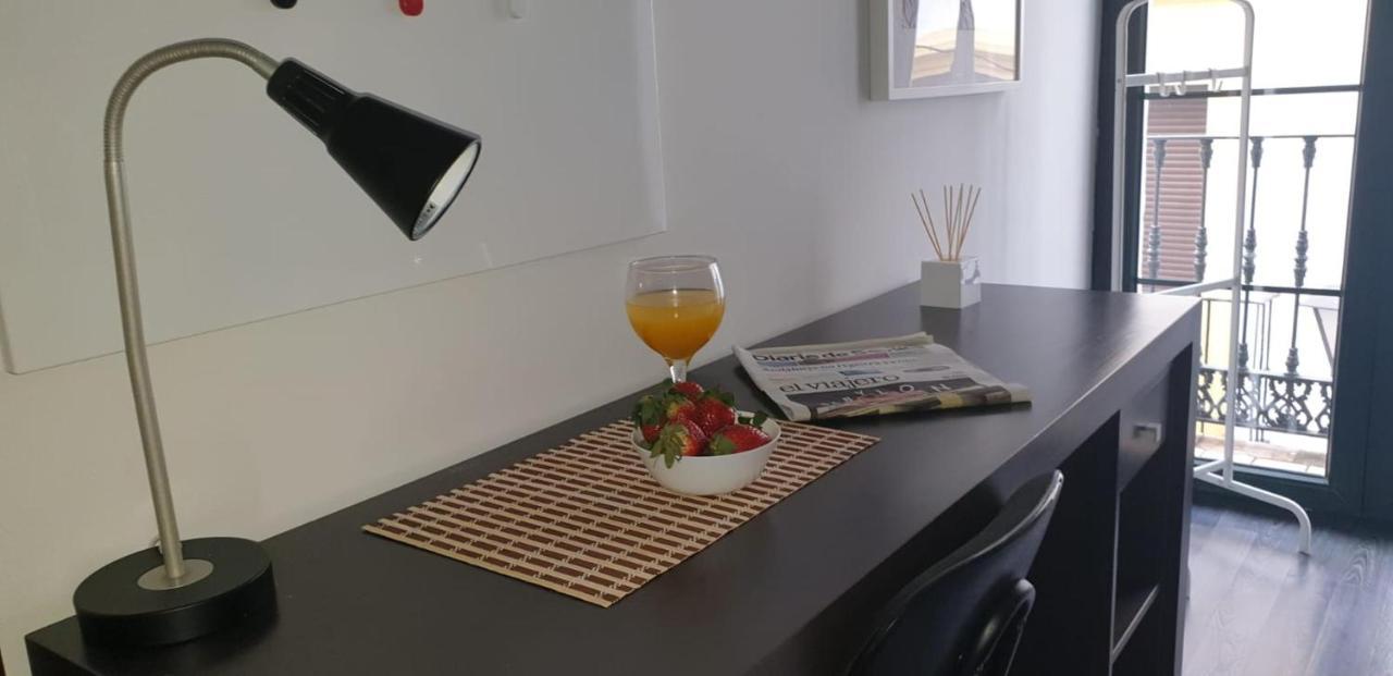 Residencia Viriato Hostel Sewilla Zewnętrze zdjęcie