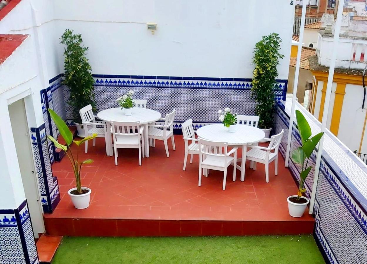 Residencia Viriato Hostel Sewilla Zewnętrze zdjęcie